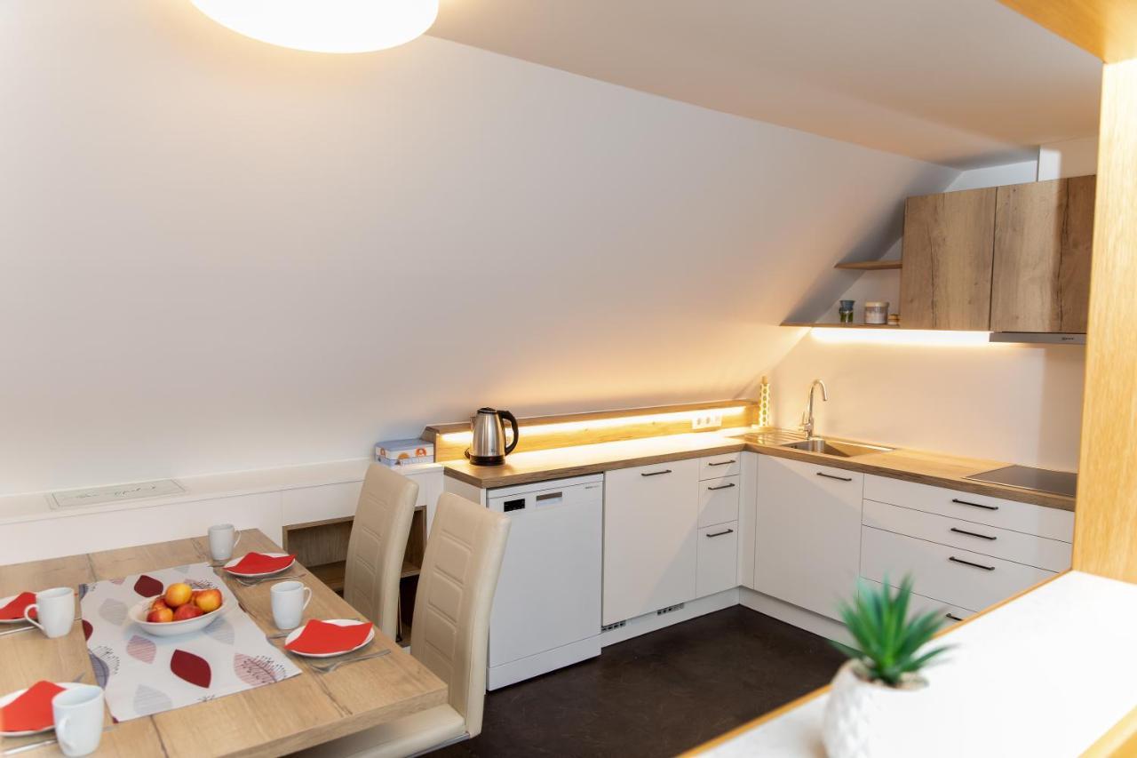 Haus Rosy Ferienwohnung สตูเบนเบิร์ก ภายนอก รูปภาพ